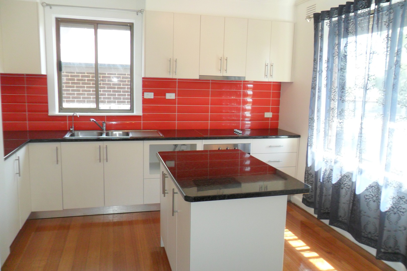 1/133 Broadway, Reservoir, VIC 3073, Reservoir - Thumbnail 2