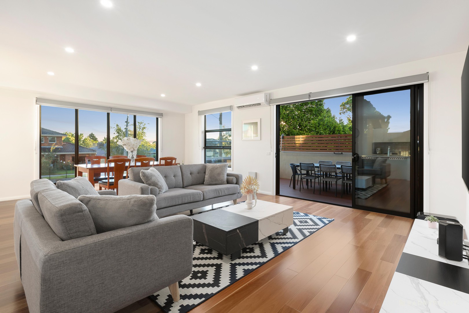 1/135 Beverley Street, Doncaster East, VIC 3109 - Thumbnail 2 - 12/01/2026