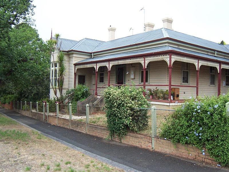 1/135 Don Street, Bendigo, VIC 3550 - Thumbnail 1 - 04/03/2024