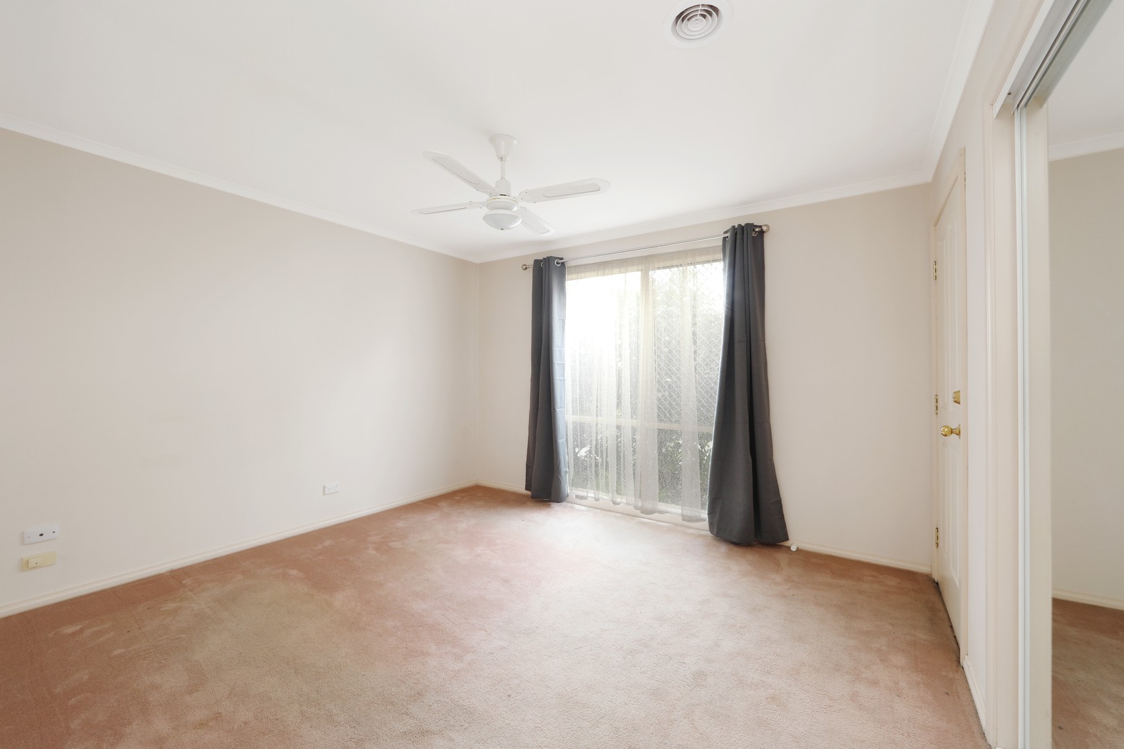 1/137 Waradgery Drive, Rowville, VIC 3178, Rowville - Thumbnail 5