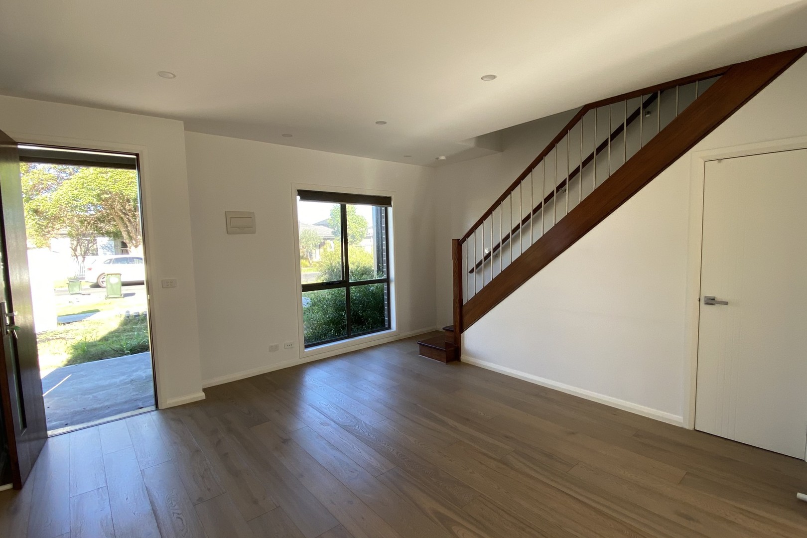 1/138-140 St Vigeons Road, Reservoir, VIC 3073, Reservoir - Thumbnail 2
