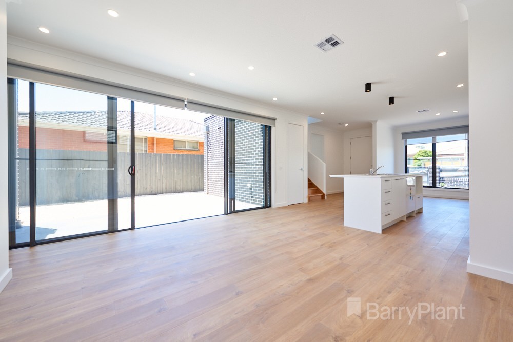 1/138 Chandler Road, Noble Park, VIC 3174 - Thumbnail 2 - 20/12/2021