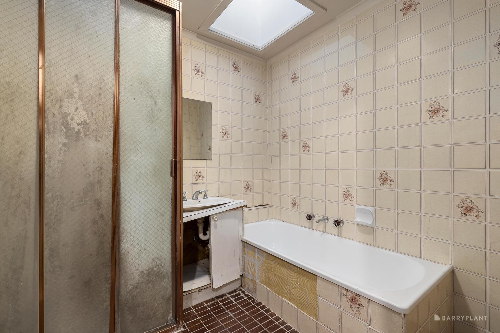 1/13A Railway Road, Blackburn, VIC 3130, Blackburn - Thumbnail 6