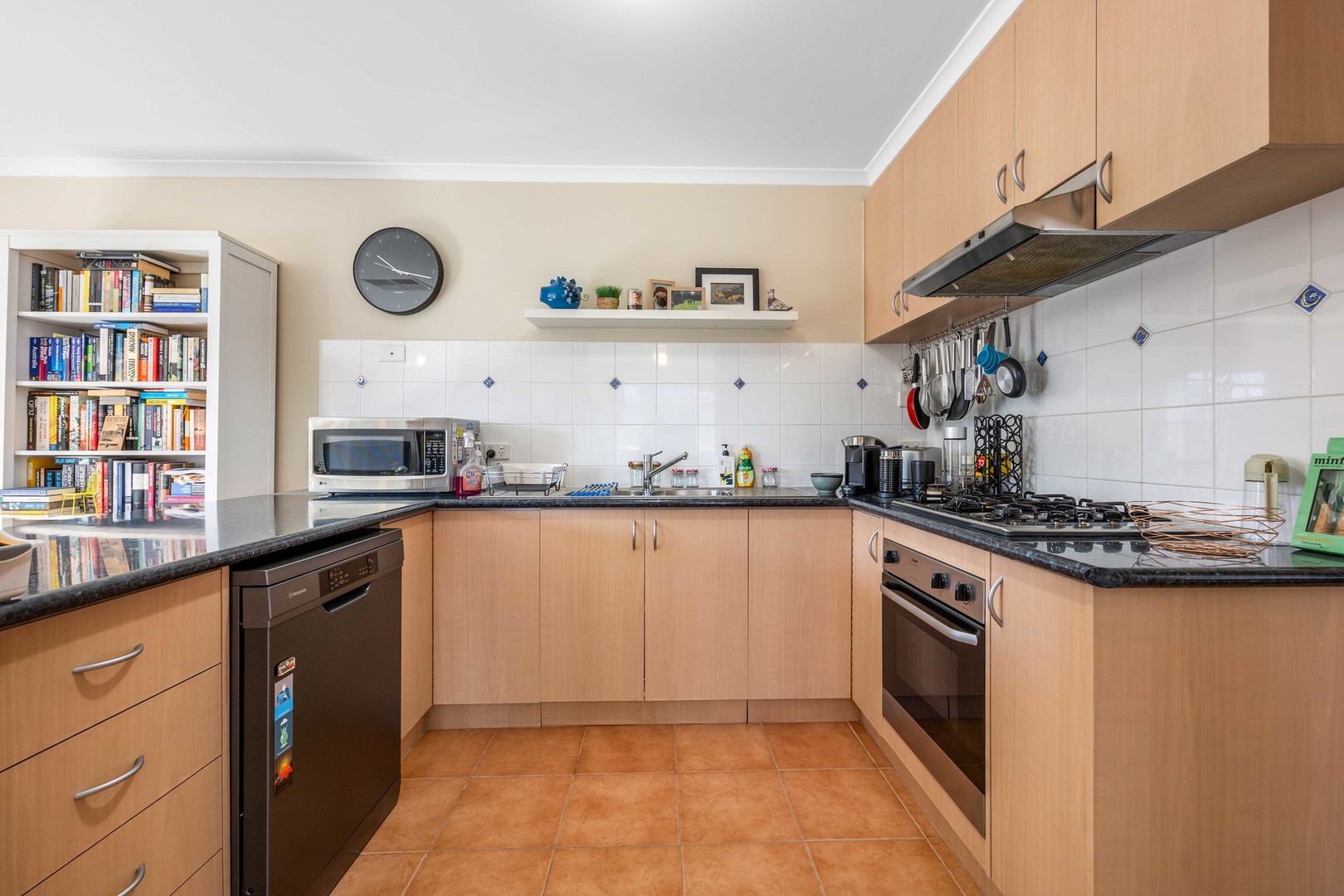 1/14 Aneta Avenue, Hillside, VIC 3037, Hillside - Thumbnail 4