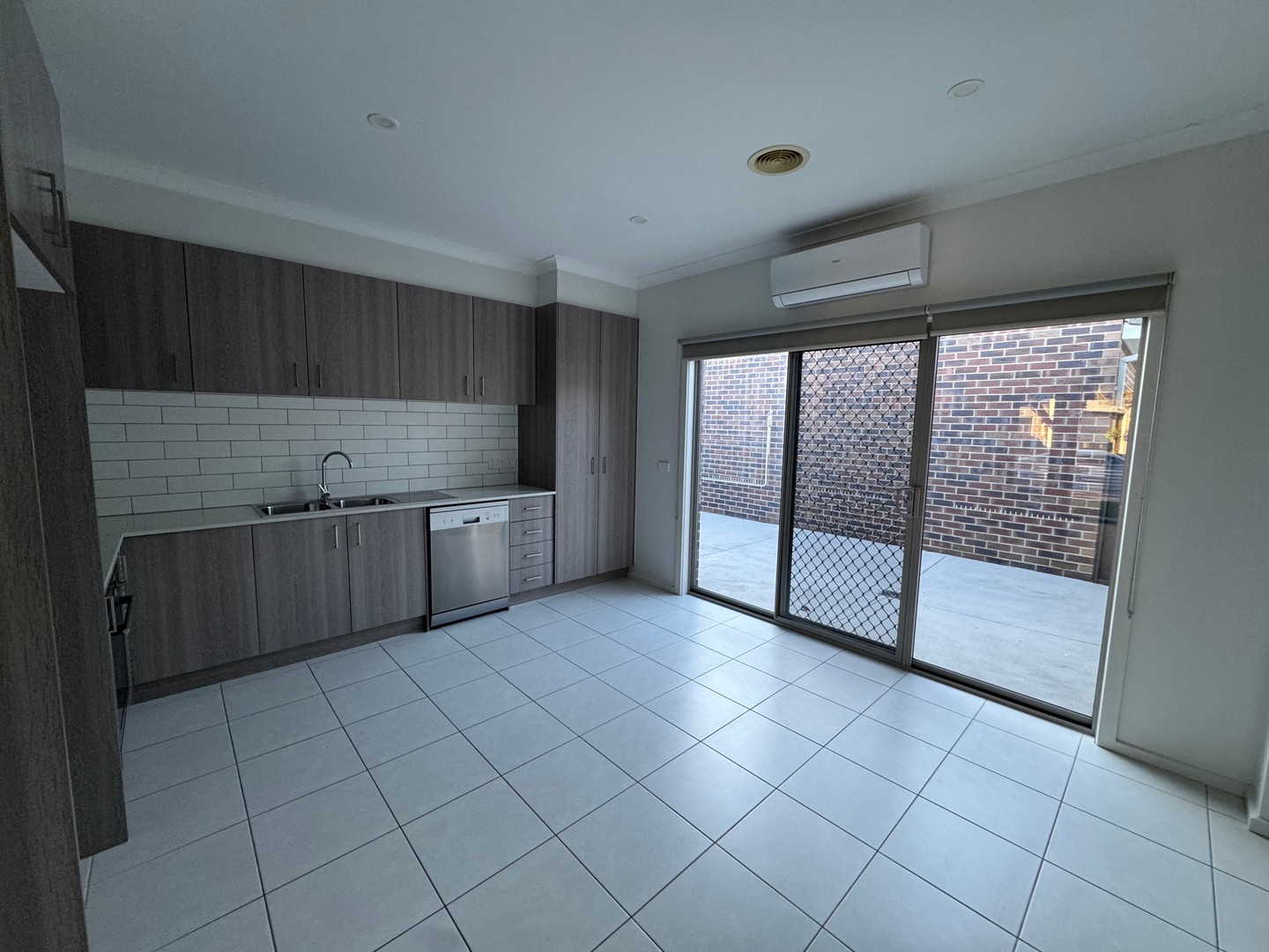 1/14 Bell Street, Sunshine West, VIC 3020, Sunshine West - Thumbnail 5