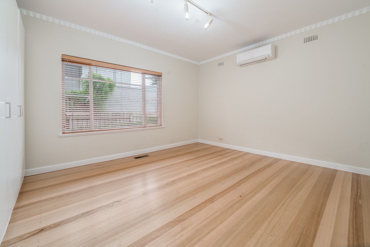 1/14 Canberra Road, Toorak, VIC 3142, Toorak - Thumbnail 5