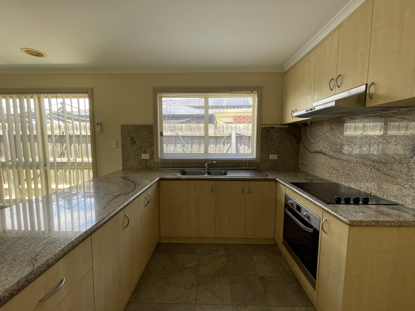 1/14 Falcon Street, Werribee, VIC 3030, Werribee - Thumbnail 8