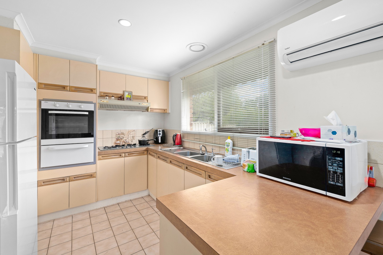 1/14 Fountain Drive, Narre Warren, VIC 3805, Narre Warren - Thumbnail 4