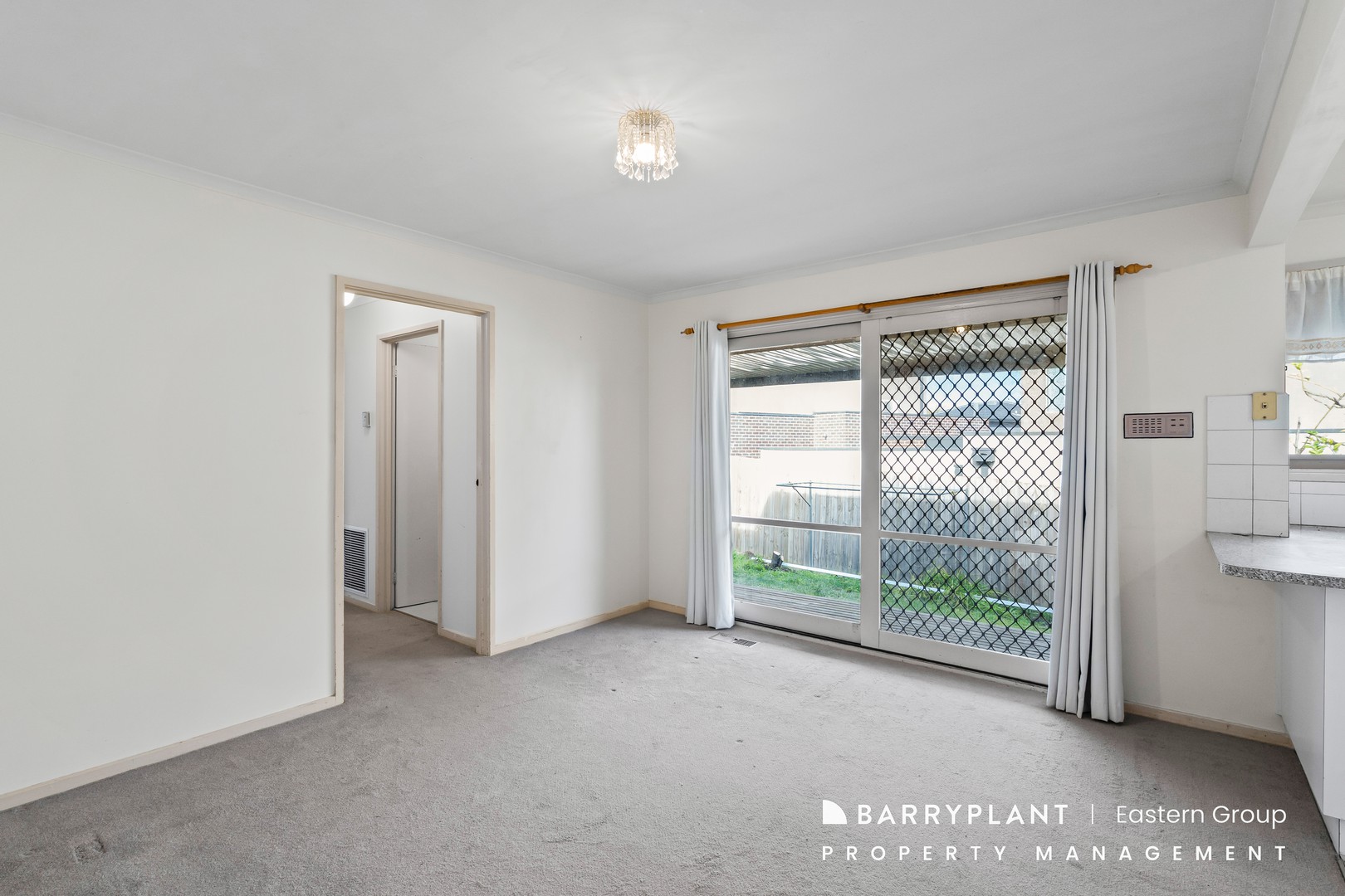 1/14 Mantell St, Doncaster East, VIC 3109, Doncaster East - Thumbnail 4