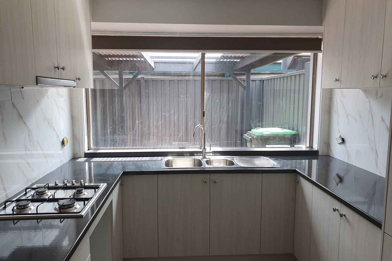 1/14 Meadow Glen Drive, Epping, VIC 3076, Epping - Thumbnail 2