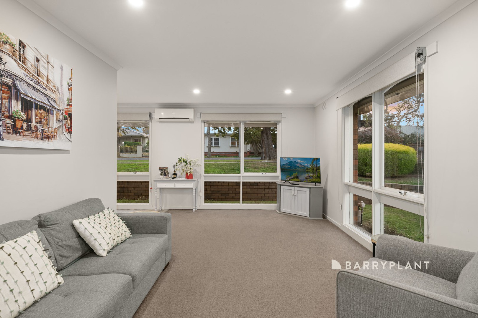 1/14 Witton Street, Warragul, VIC 3820 - Thumbnail 2 - 07/05/2026