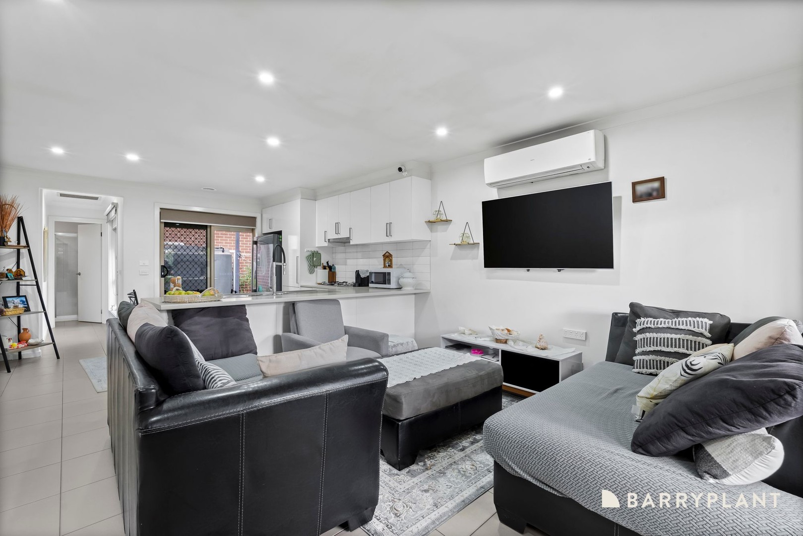 1/141 Glengala Road, Sunshine West, VIC 3020, Sunshine West - Thumbnail 2