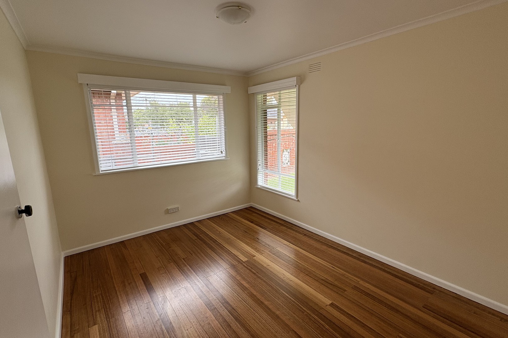 1/142 Barrow Street, Coburg, VIC 3058, Coburg - Thumbnail 2