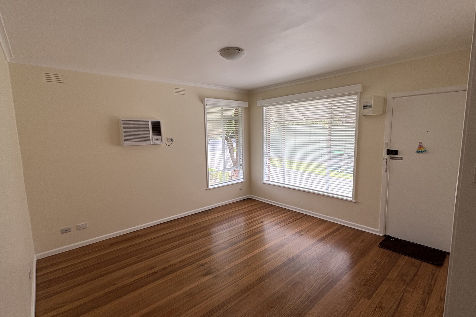 1/142 Barrow Street, Coburg, VIC 3058, Coburg - Thumbnail 3