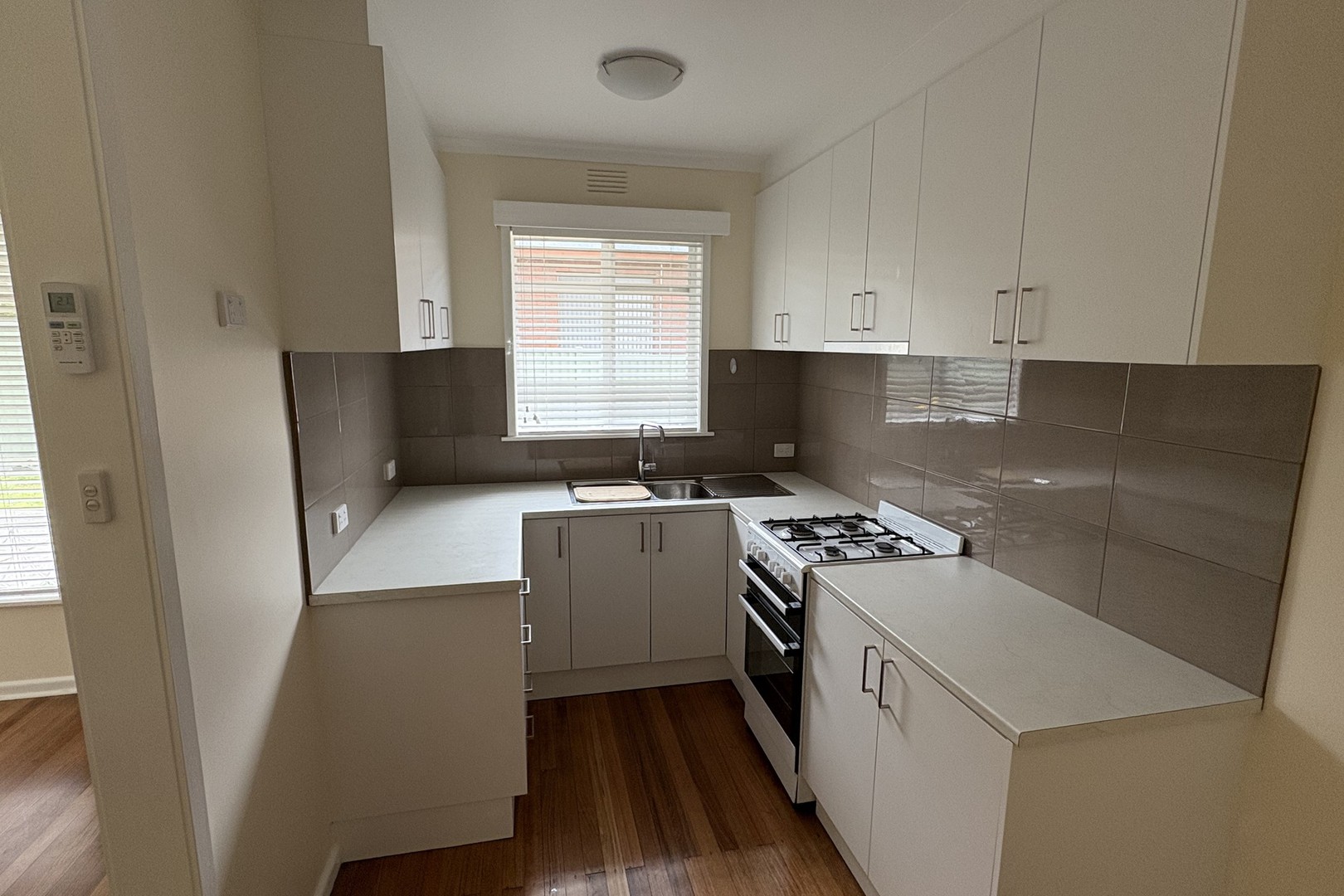 1/142 Barrow Street, Coburg, VIC 3058, Coburg - Thumbnail 4