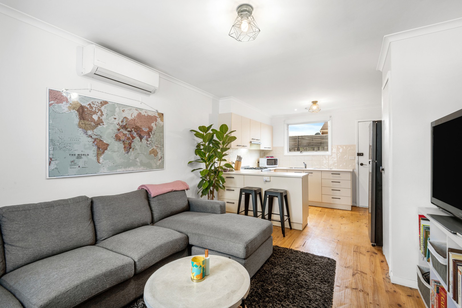 1/143 South Valley Road, Highton, VIC 3216, Greensborough - Thumbnail 3