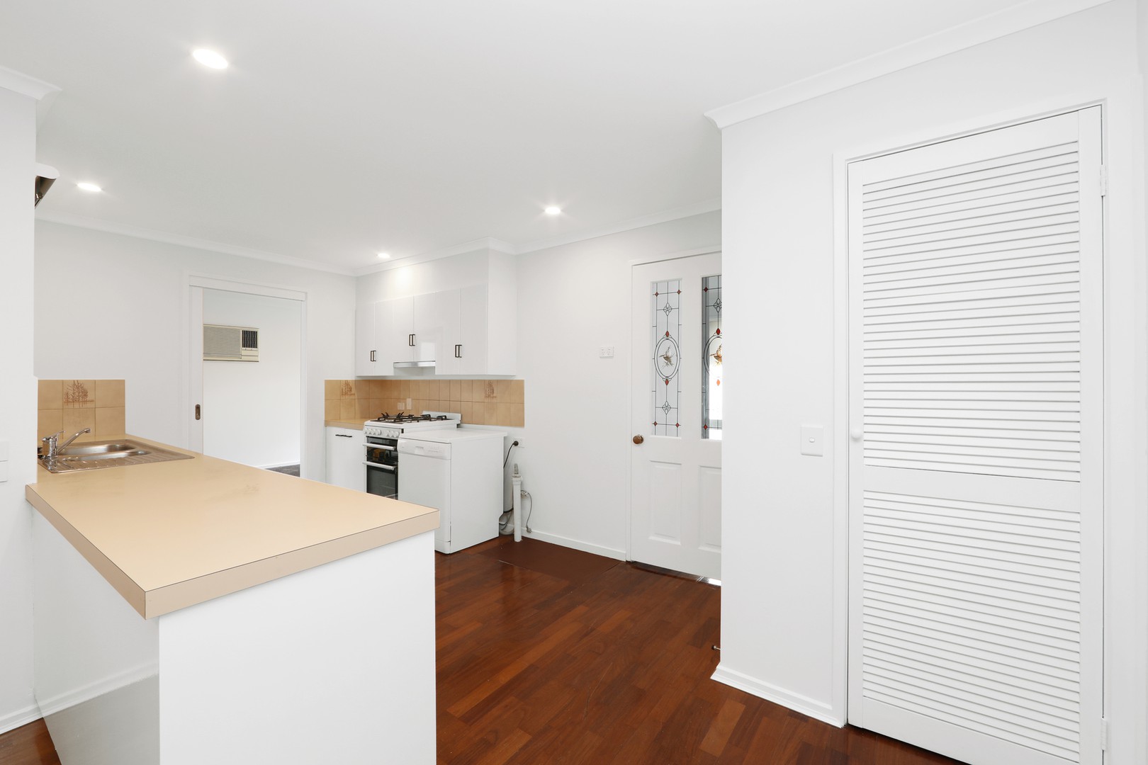 1/144 Dandelion Drive, Rowville, VIC 3178 - Thumbnail 2 - 04/06/2026