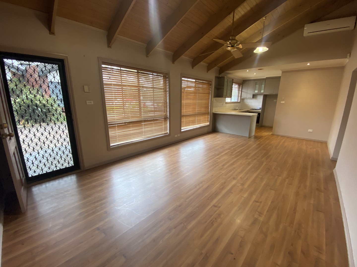 1/145-149 Copernicus Way, Keilor Downs, VIC 3038, Keilor Downs - Thumbnail 2