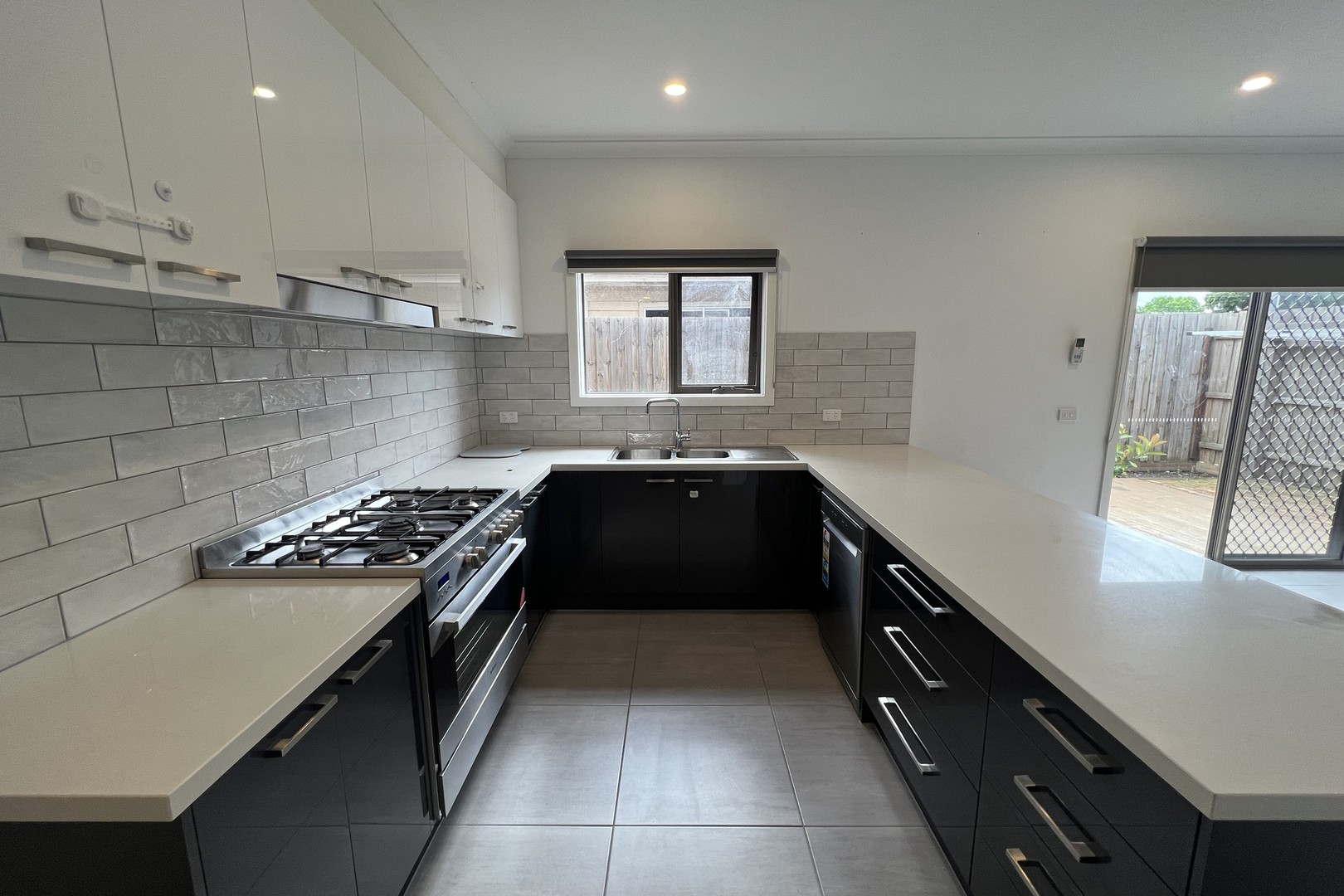 1/145 Fox Street, St Albans, VIC 3021, St Albans - Thumbnail 2