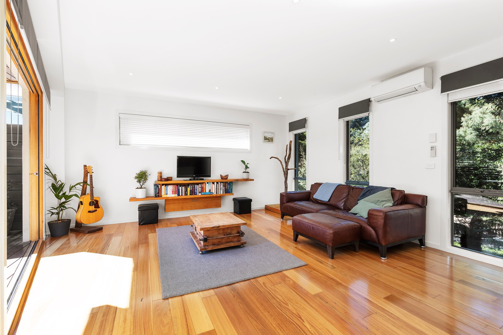 1/145 Sherbourne  Road, Montmorency, VIC 3094, Montmorency - Thumbnail 2