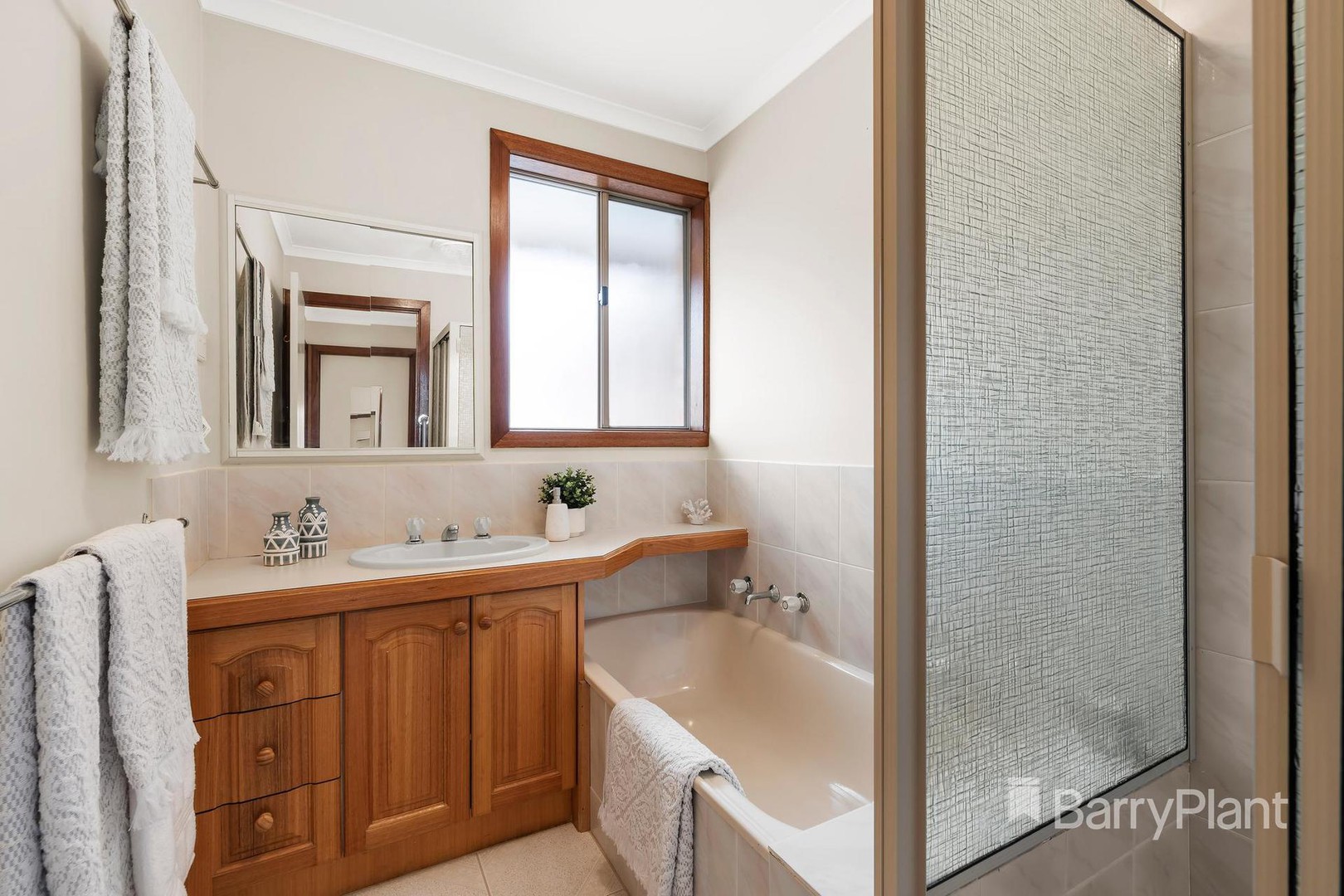 1/15 Allwyn Crescent, Mill Park, VIC 3082, Mill Park - Thumbnail 7