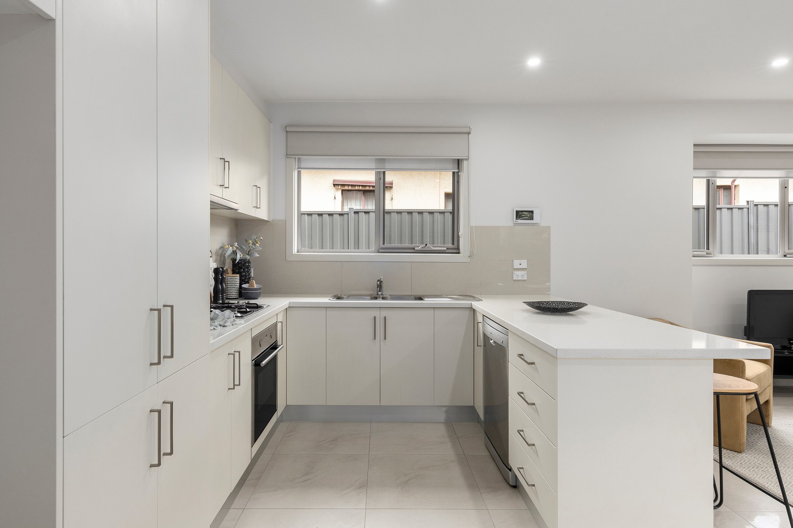 1/15 Duffy Street, Essendon North, VIC 3041, Essendon North - Thumbnail 3