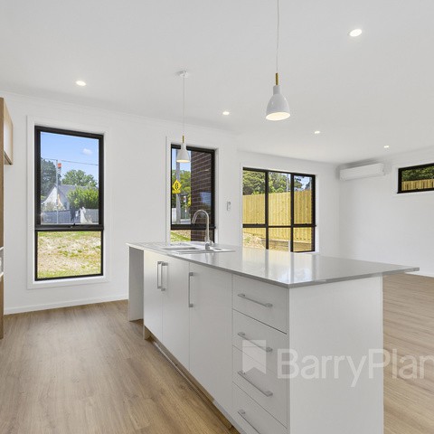 1/15 Durham Road, Kilsyth, VIC 3137, Kilsyth - Thumbnail 2