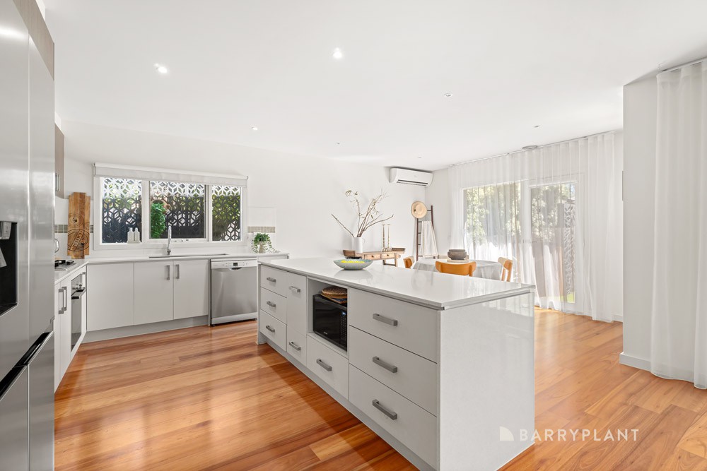 1/15 Lisbeth Avenue, Donvale, VIC 3111, Donvale - Thumbnail 2