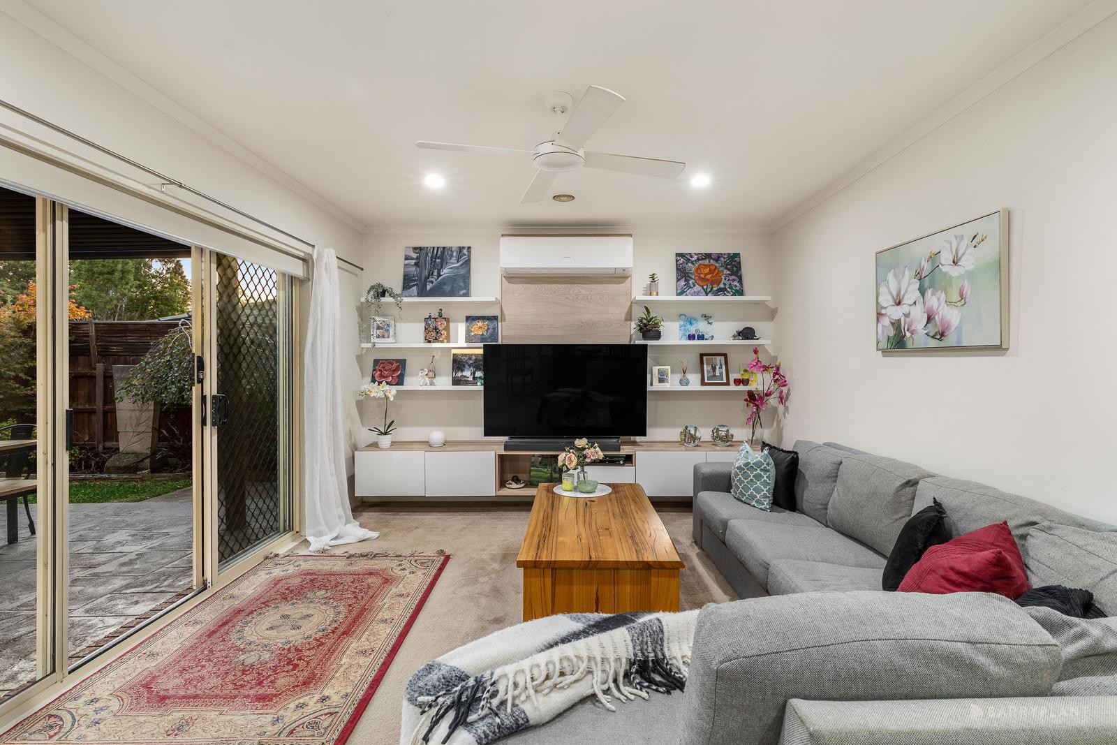 1/15 Newman Road, Croydon, VIC 3136, Croydon - Thumbnail 2