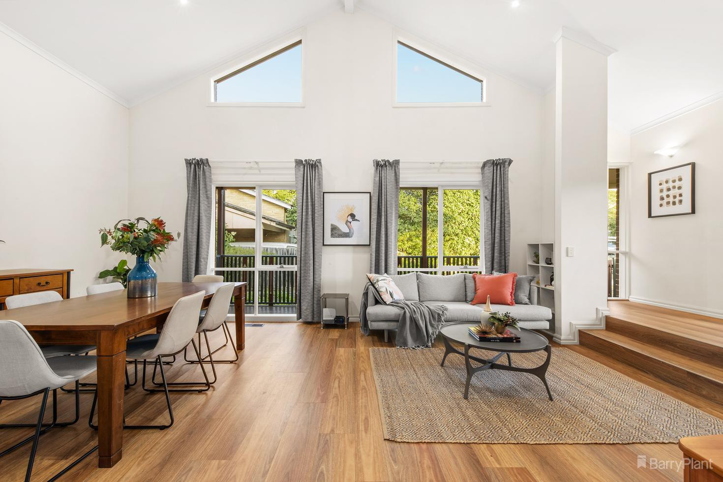 1/15 Outhwaite Avenue, Doncaster, VIC 3108, Doncaster - Thumbnail 2