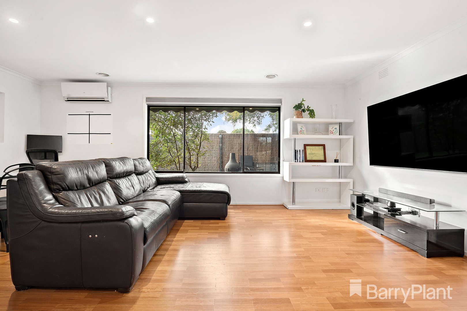 1/15 Petrie Street, Frankston, VIC 3199, Frankston - Thumbnail 2