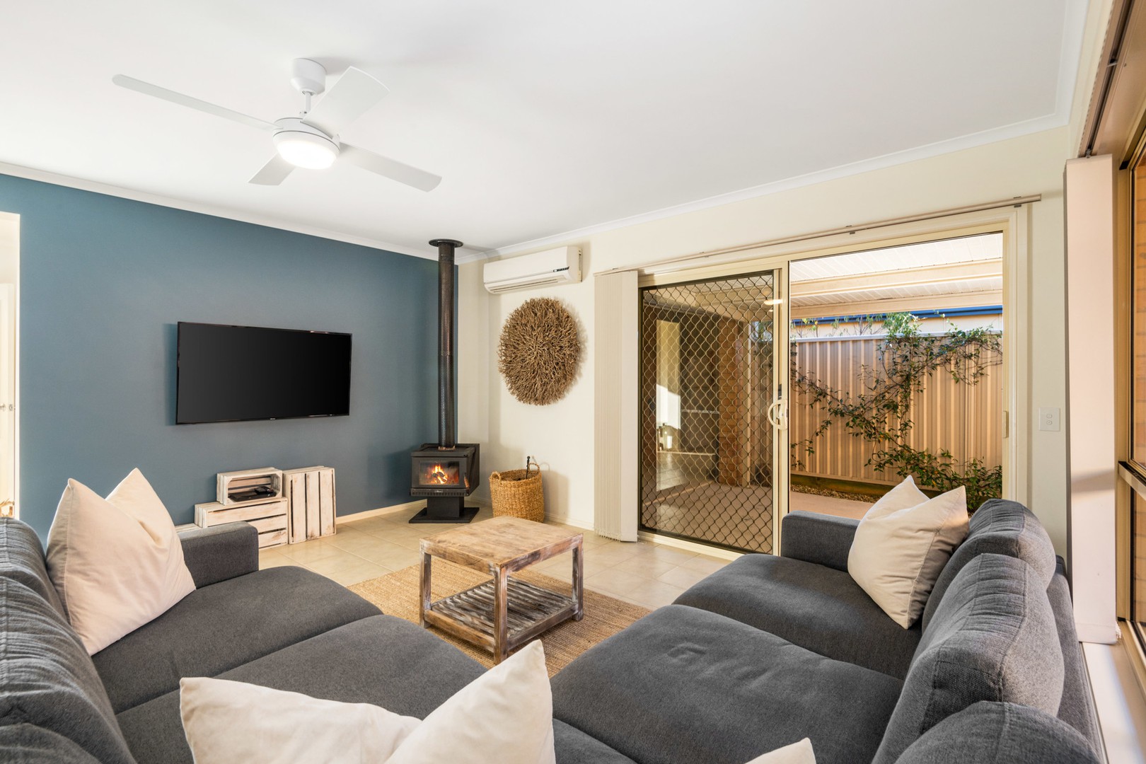 1/15 St Leonards Parade, St Leonards, VIC 3223, St Leonards - Thumbnail 2