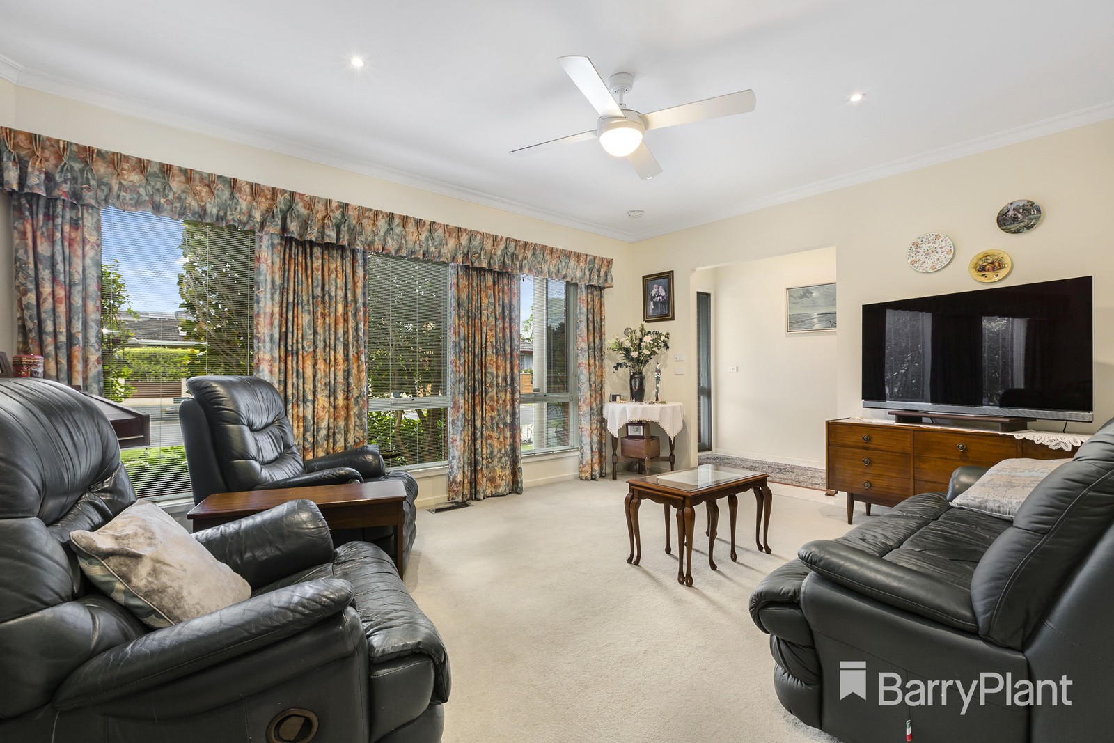1/15 Vermont StreetGlen Waverley, VIC 3150, Glen Waverley - Thumbnail 2