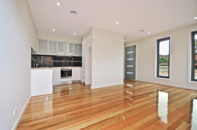 1/15 West Court, Airport West, VIC 3042, Airport West - Thumbnail 2