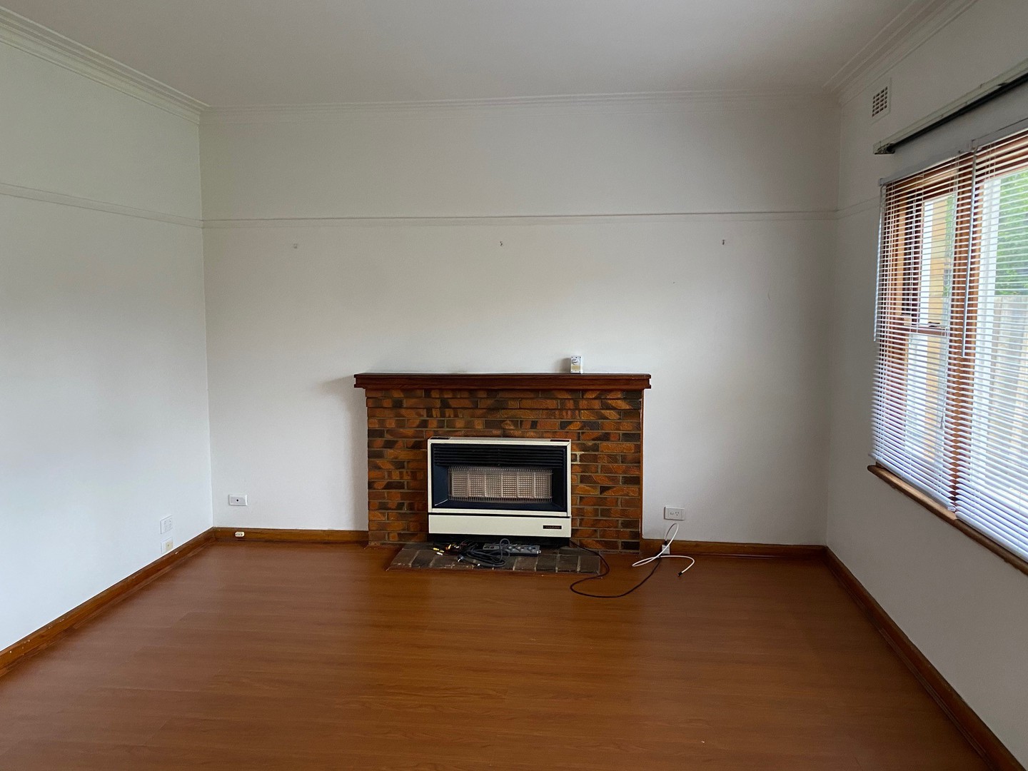 1/16 Karen Street, Box Hill North, VIC 3129 - Thumbnail 2 - 28/09/2021