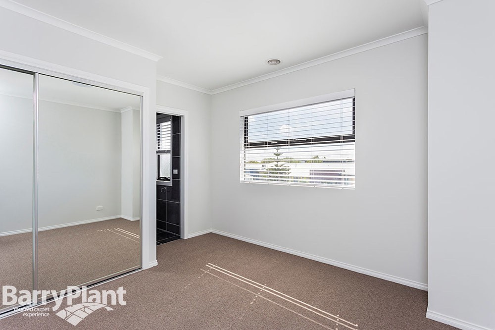 1/16 La Rochelle Boulevard, Point Cook, VIC 3030, Point Cook - Thumbnail 4