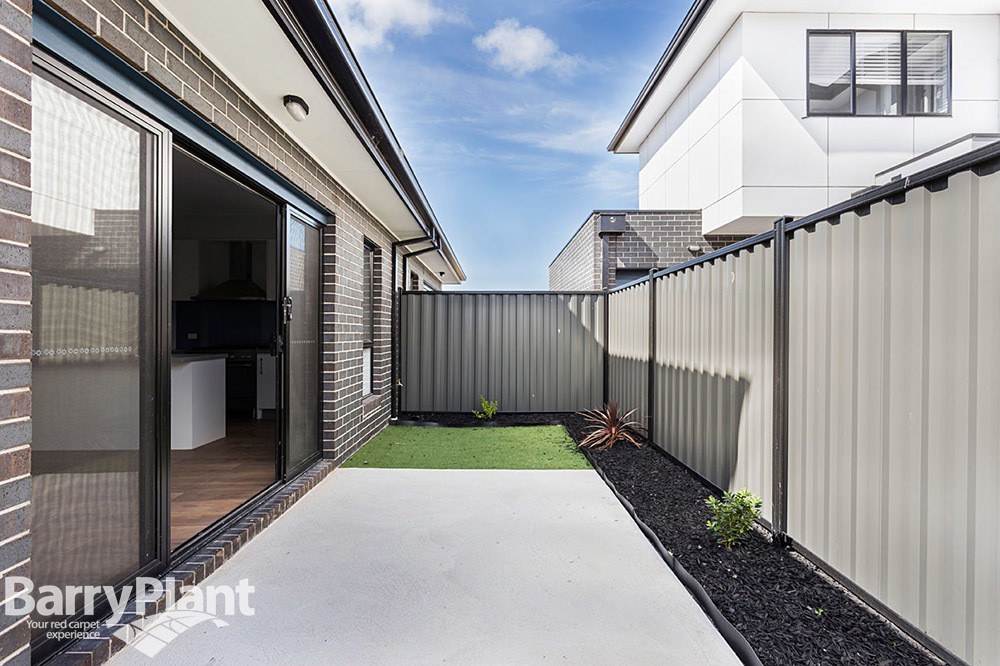 1/16 La Rochelle Boulevard, Point Cook, VIC 3030, Point Cook - Thumbnail 6