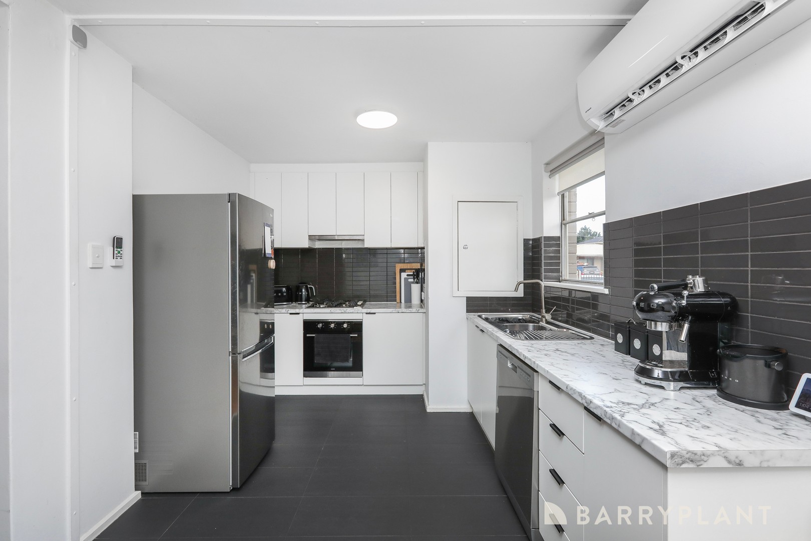 1/16 Lawn Crescent, Braybrook, VIC 3019, Braybrook - Thumbnail 5