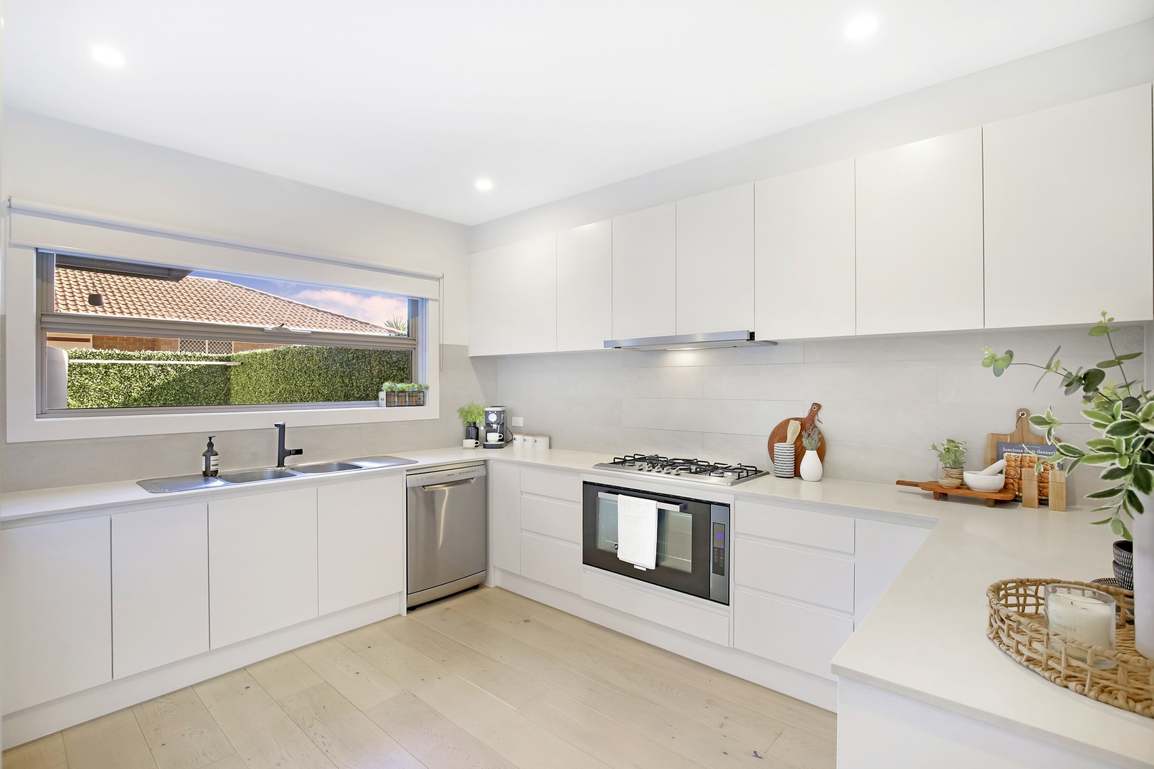1/16 Pleasant Road, Thomastown, VIC 3074, Thomastown - Thumbnail 2