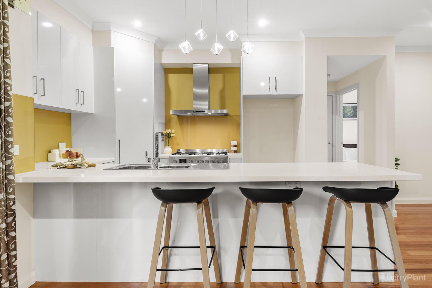 1/16 Railway Road, Briar Hill, VIC 3088, Briar Hill - Thumbnail 3