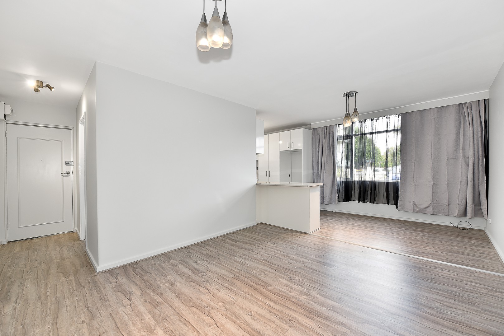 1/160 Napier Street, Essendon, VIC 3040 - Thumbnail 2 - 24/02/2026