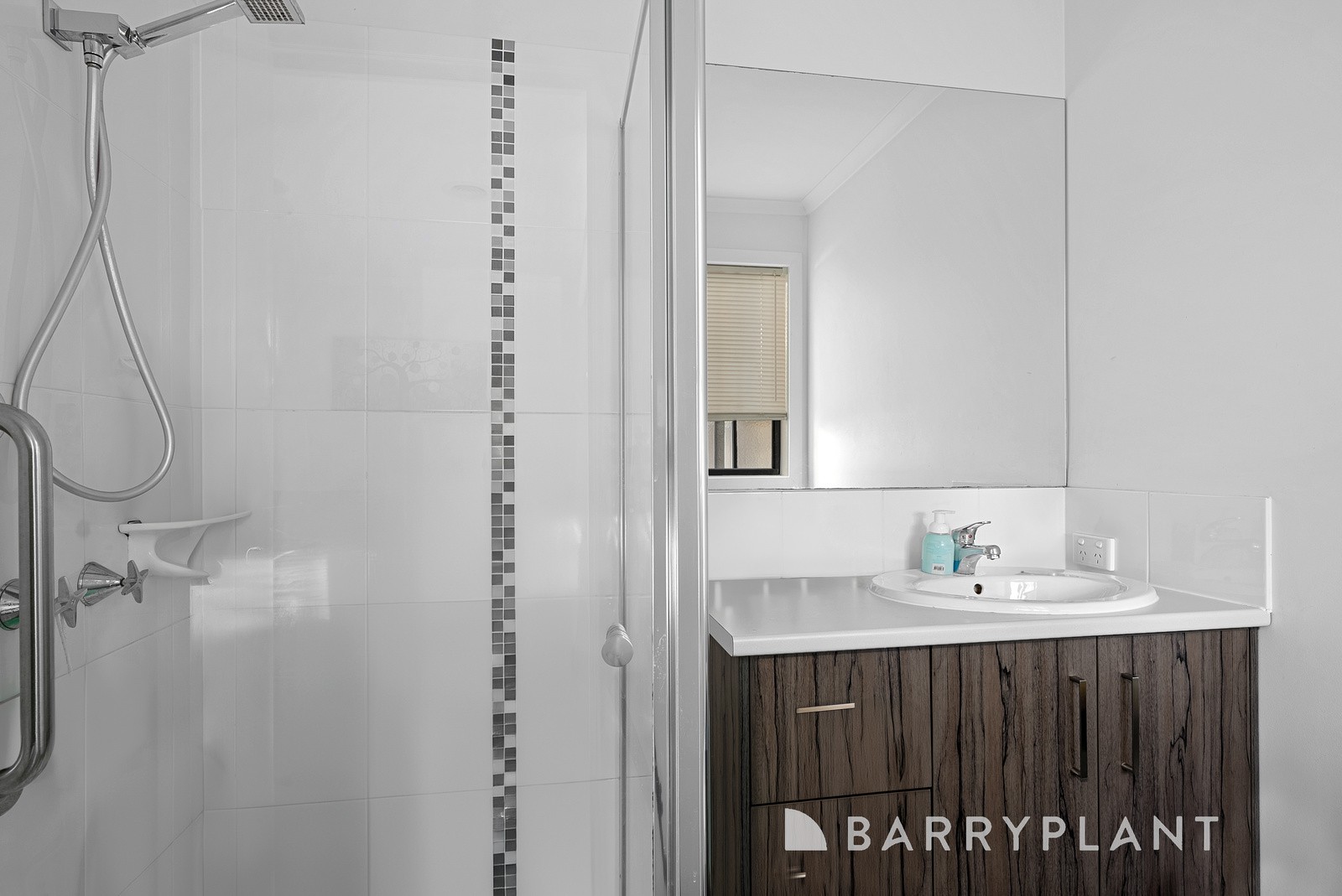 1/162 Exford Road, Melton South, VIC 3338, Melton South - Thumbnail 4