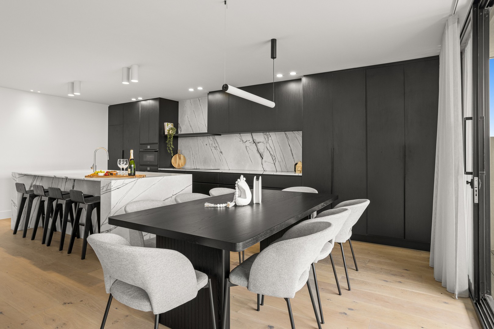 1/162 Marine Drive, Safety Beach, VIC 3936 - Thumbnail 2 - 14/08/2025