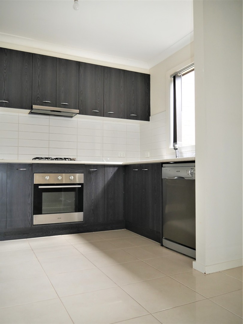 1/168 Exford Road, Melton South, VIC 3338, Melton South - Thumbnail 5