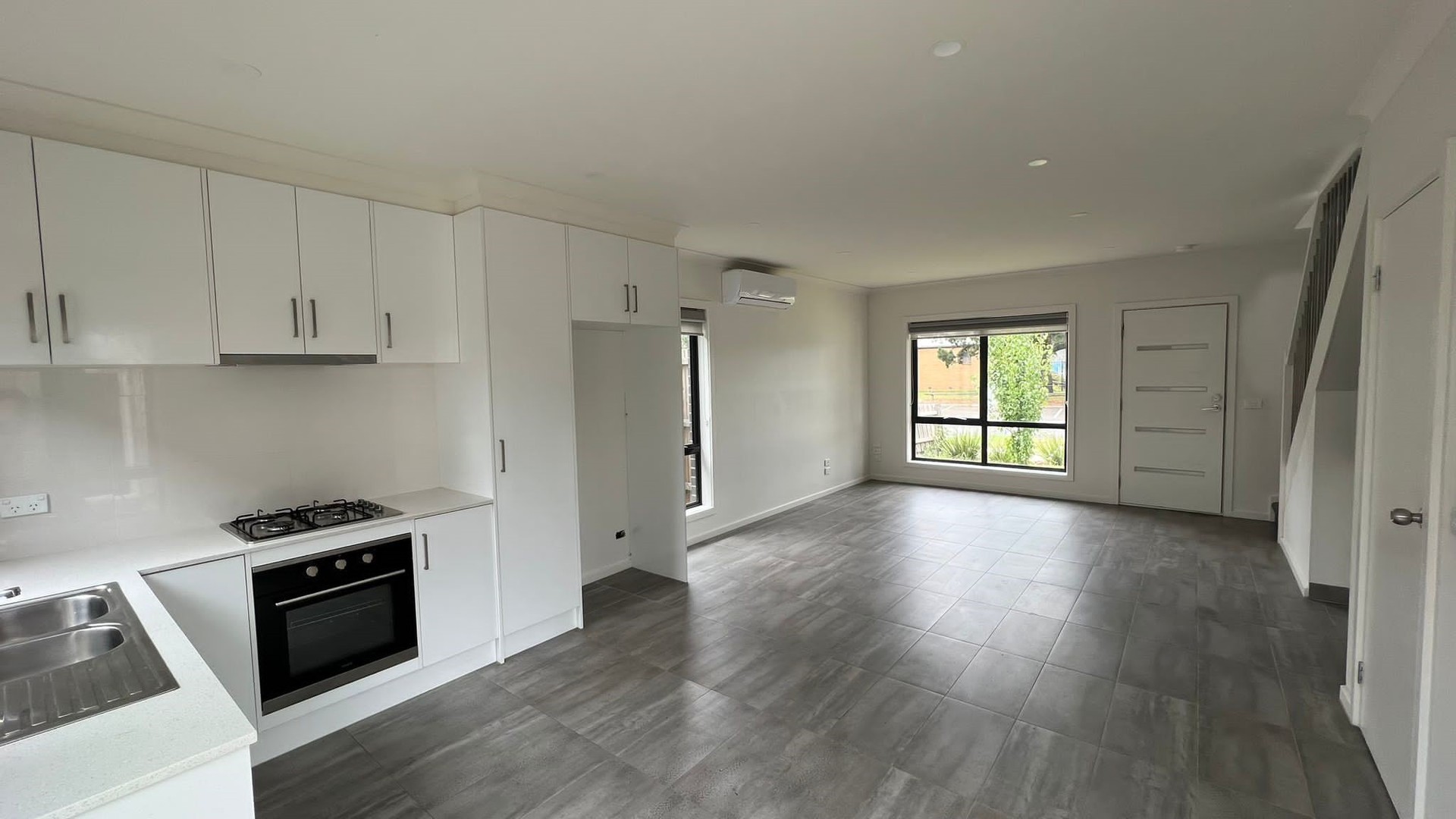 1/168 Leamington Street, Reservoir, VIC 3073, Reservoir - Thumbnail 3