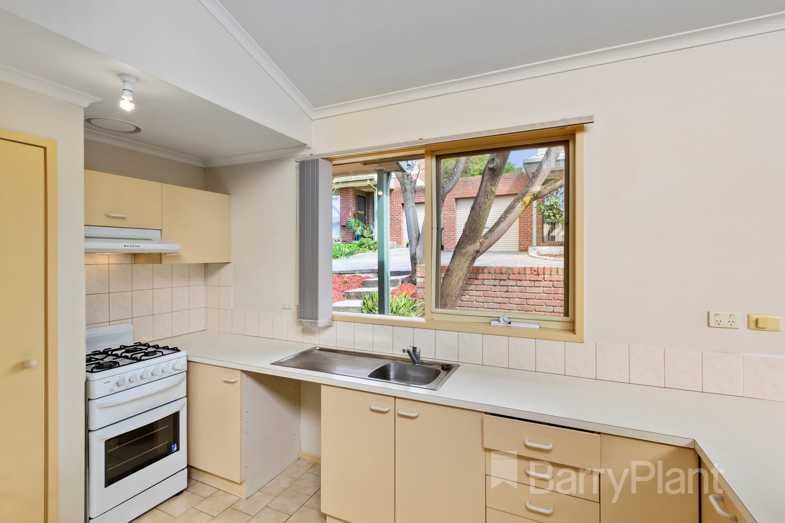 1/17-19 Nicholas Street, Lilydale, VIC 3140, Lilydale - Thumbnail 3