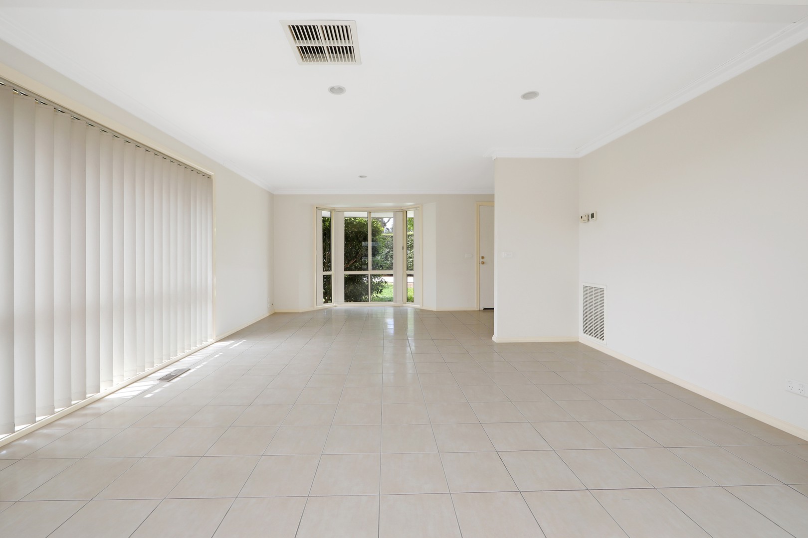1/17 Lakeview Avenue, Rowville, VIC 3178 - Thumbnail 1 - 23/10/2025