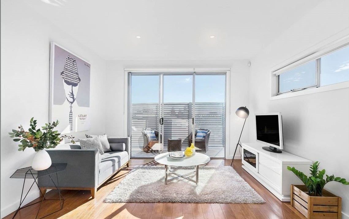 1/17 Park Avenue, Preston, VIC 3072 - Thumbnail 2 - 10/10/2022