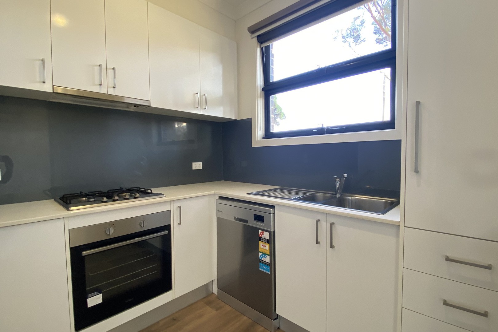 1/17 Pershing Street, Reservoir, VIC 3073, Reservoir - Thumbnail 3