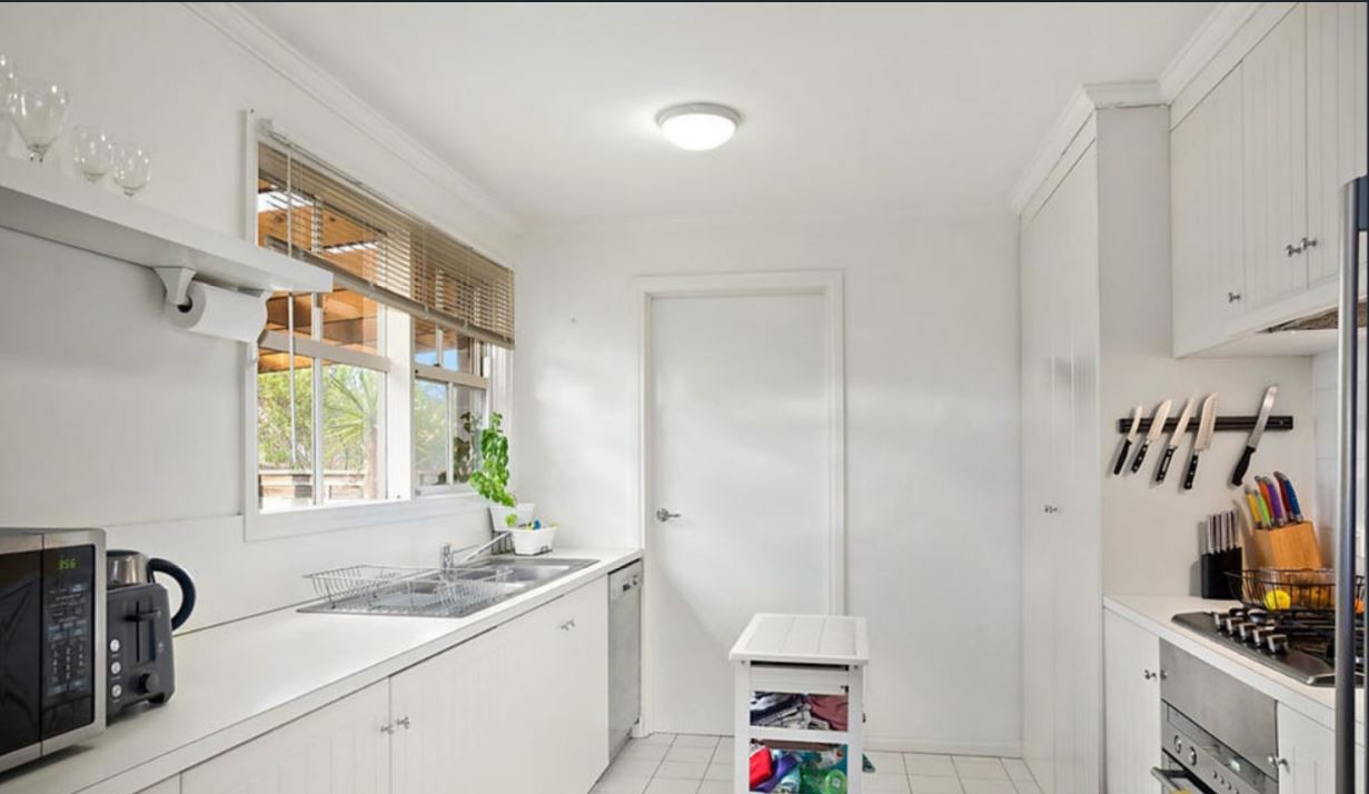 1/170 Cape  Street, Heidelberg, VIC 3084 - Thumbnail 2 - 06/12/2021